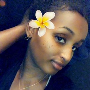 Meet your Posher, Safi